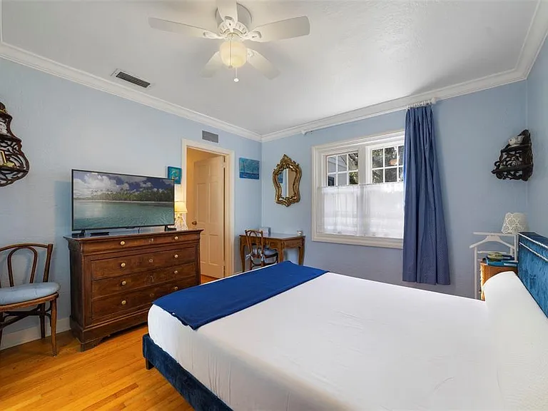515 Florida St — Photo 33