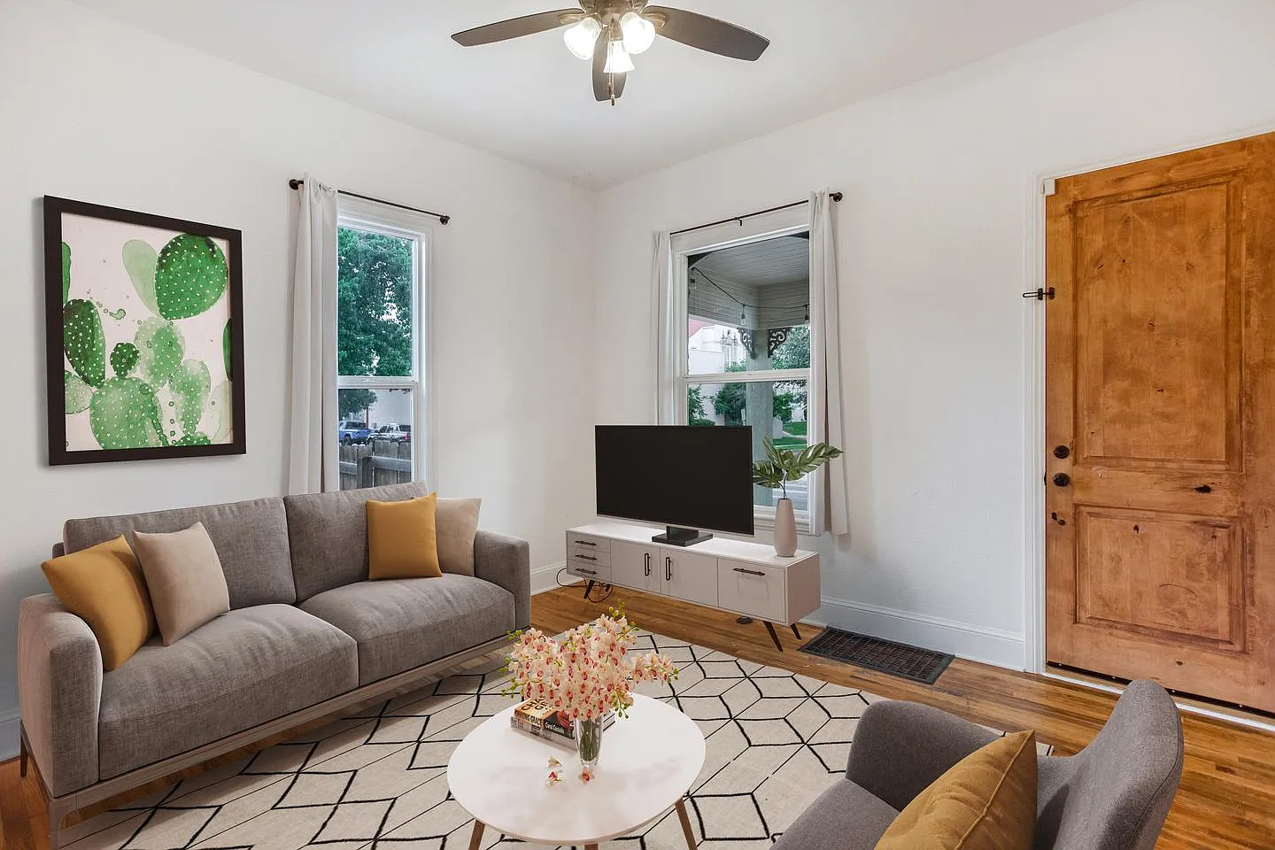 Charming Victorian Clayton home by Schafer Park — Photo 3