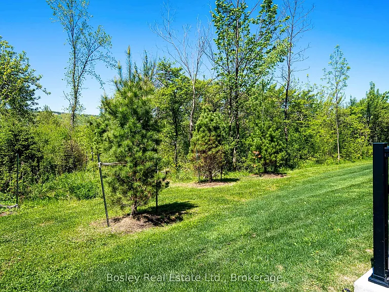 18 Beckwith Ln #101 — Photo 31