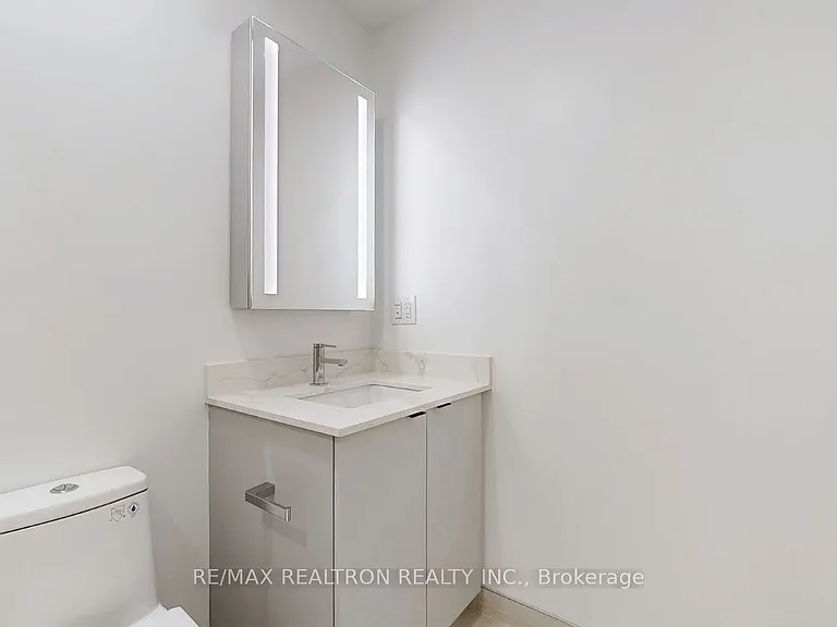 285 Dufferin St #401 — Photo 18