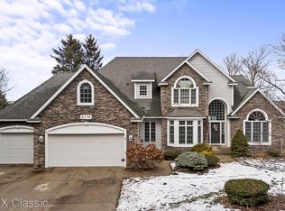 5118 S Shore Dr, Whitehall, MI