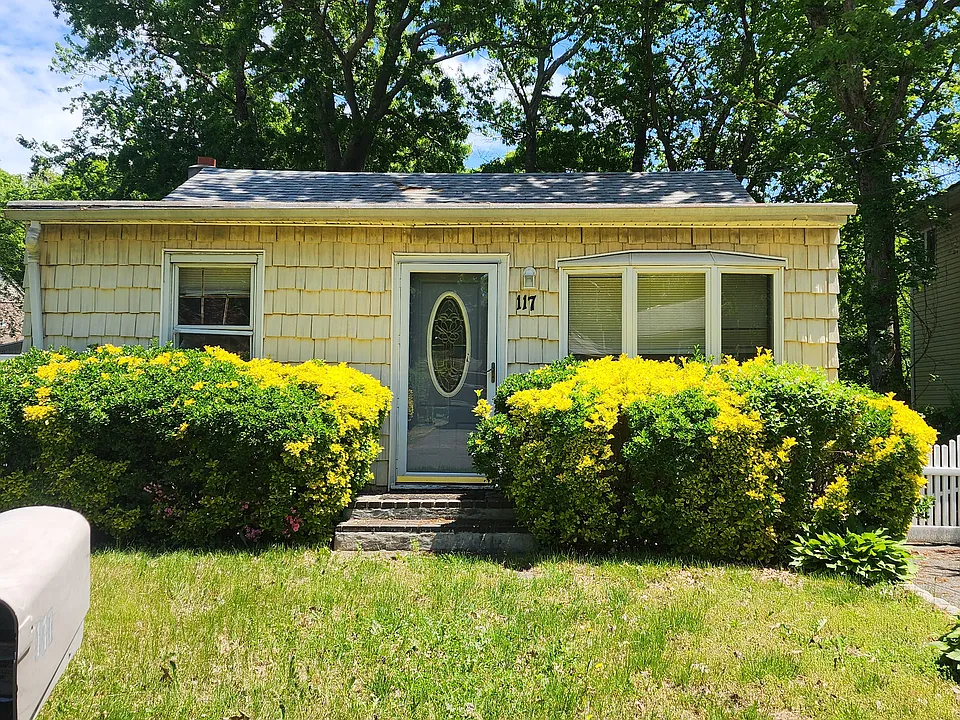 117 Alder Dr