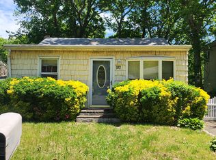 117 Alder Dr, Mastic Beach, NY 11951