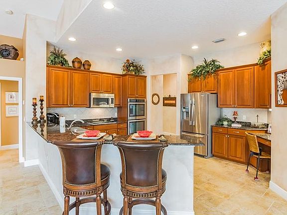 4th image of 4466 Rockwood Dr