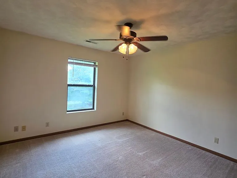 6297 Garrett Ln — Photo 25