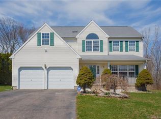 21 Adams Ln, Wethersfield, CT 06109