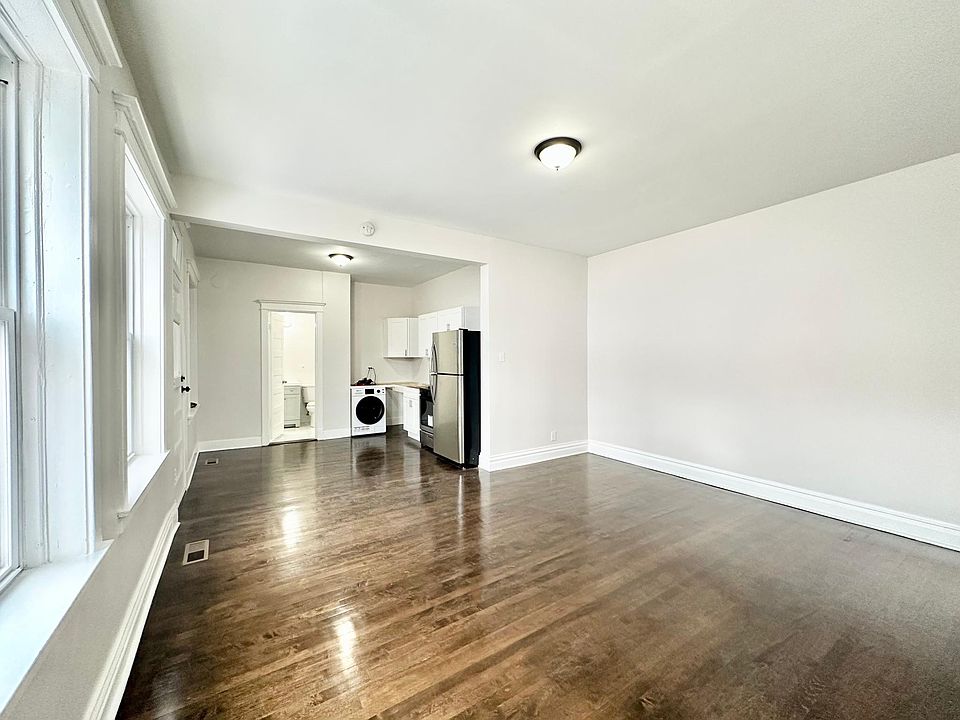 1st image of 4302 S Fairfield Ave #5