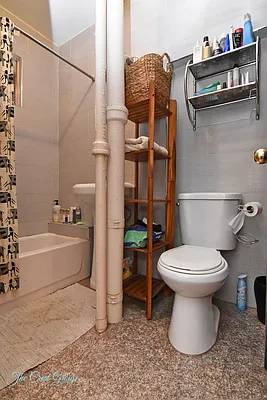 Rented by The Crest Group | media 7