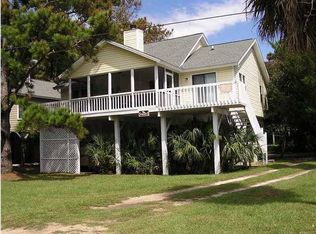 1707 Catherine St, Edisto Island, SC 29438