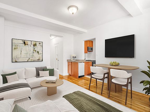 5th image of 208 W 23rd St APT 905