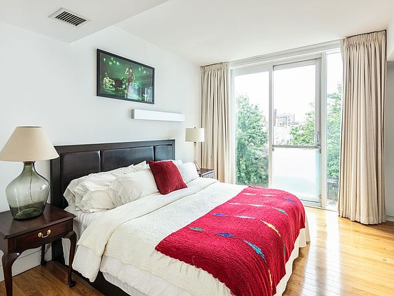 5th image of 904 Pacific St APT 503