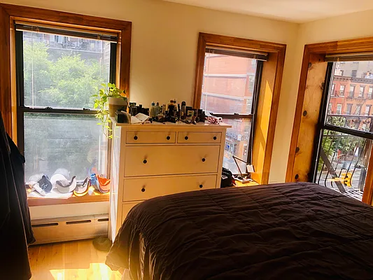 Rented by Yoo Dotan, LREB | media 16