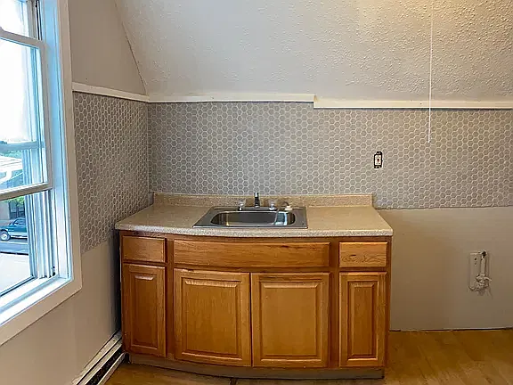 7 bed, $4,500 — Photo 3