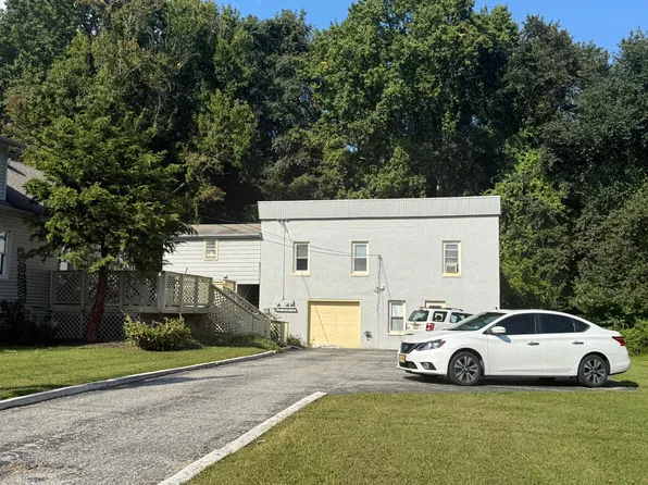 44 Fairview Ave, Pennsville, NJ 08070