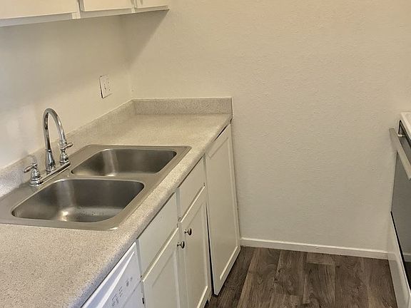 2nd image of 659 E 800 S APT C3