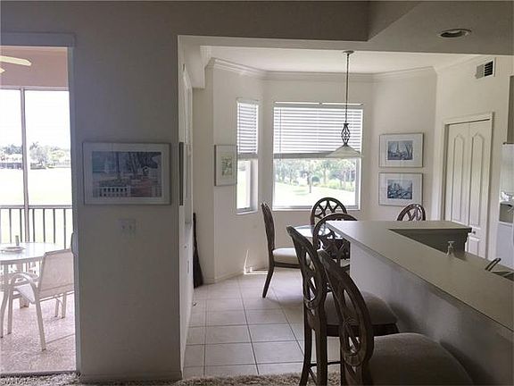 5th image of 10453 Washingtonia Palm Way Unit 3332