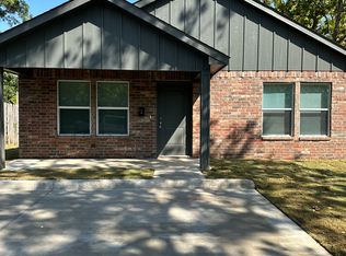 814 N 6th Ave, Durant, OK 74701