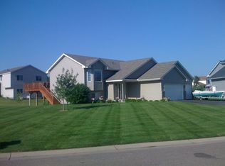 100 Buffalo Hills Cir, Buffalo, MN 55313