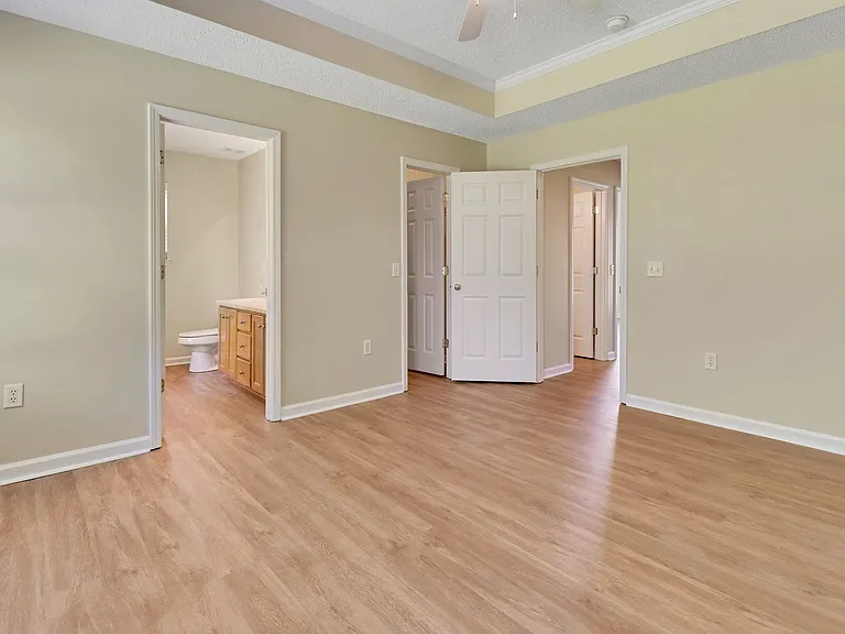 836 Laurel Hill Cir — Photo 20