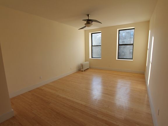 5th image of 66 Saint Nicholas Pl APT A23