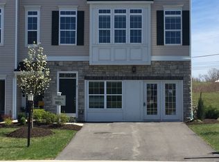 7 Truman Cir, Mc Kees Rocks, PA 15136