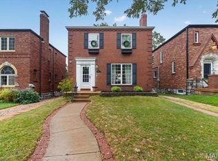 6651 Lindenwood Pl, Saint Louis, MO 63109