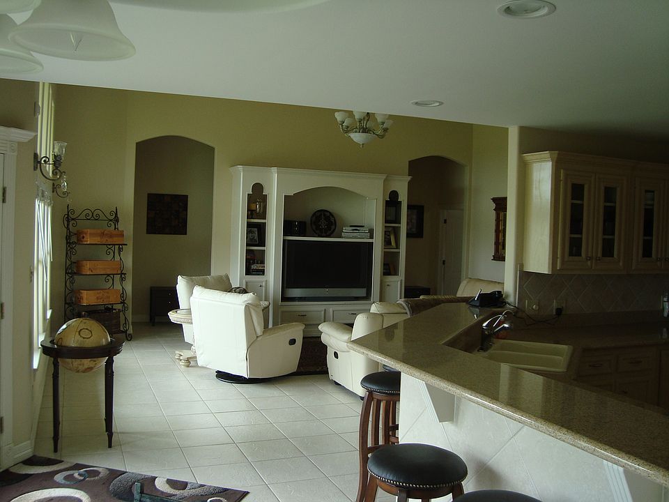 1st image of 42 Laguna Madre Dr