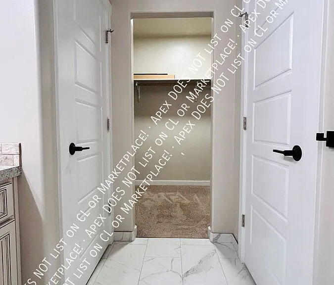 1354 E Argence St — Photo 18