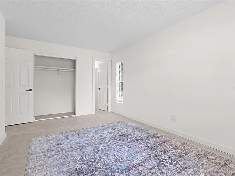 450 N Elmwood Point — Photo 9