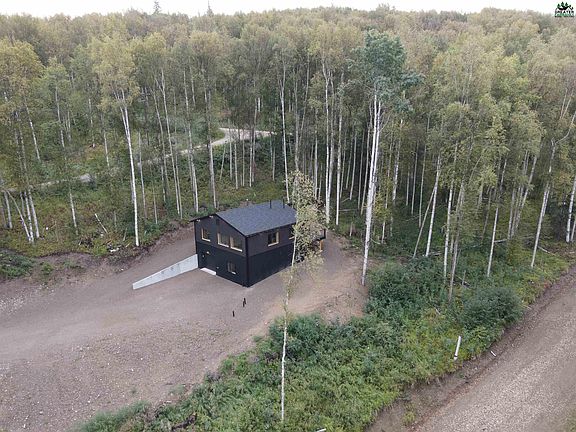 4th image of 1529 Tall Birch Ln