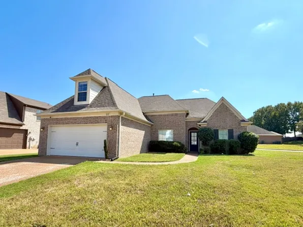 807 Magnolia Ln, Southaven, MS 38672