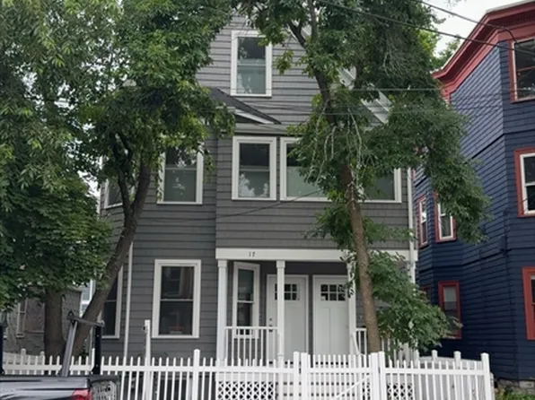 17 Cameron Ave #17, Cambridge, MA 02140