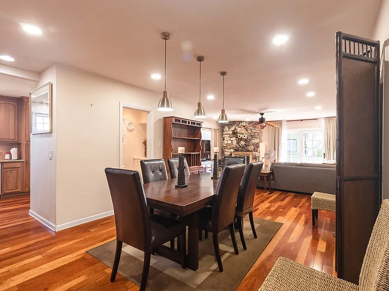 15724 Carfax Ave — Photo 6