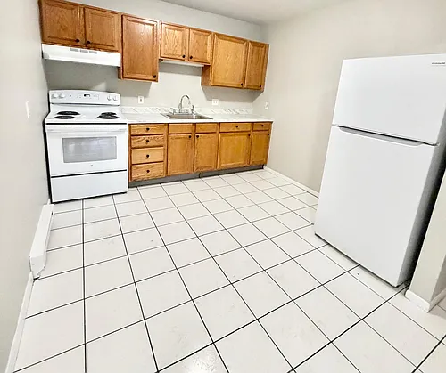 7 Paul Ave #6 Photo 1