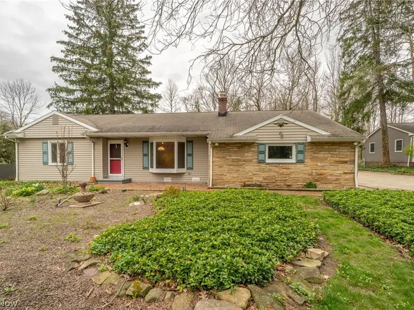 6864 Wilson Mills Rd, Gates Mills, OH 44040