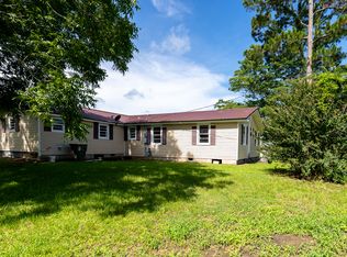 2876 Old Pelham Rd, Pelham, GA 31779