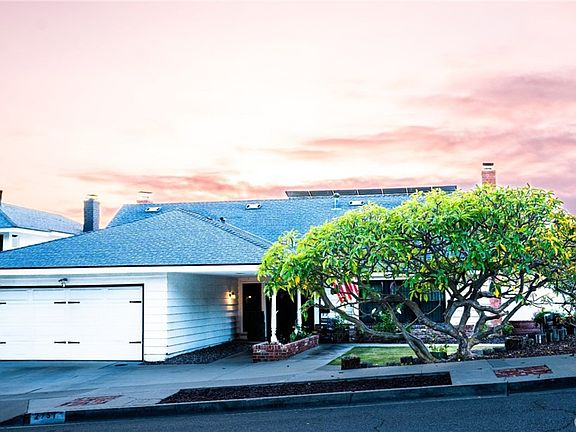 2nd image of 2751 Cardinal Dr