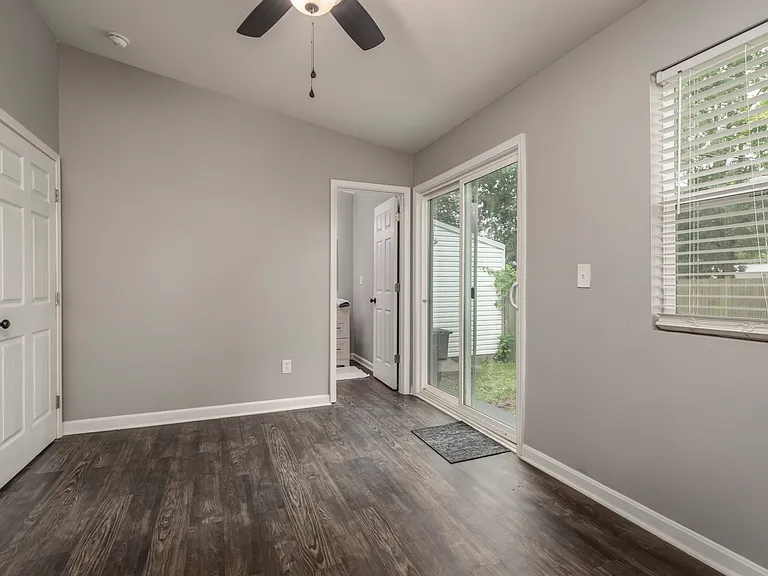 1408 Culbertson Ave — Photo 17