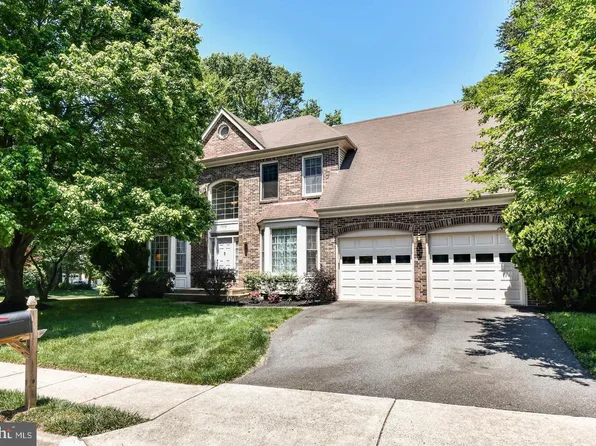 47202 Redbark Pl, Sterling, VA 20165