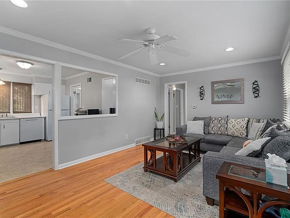 2nd image of 8401 W 68th Ter