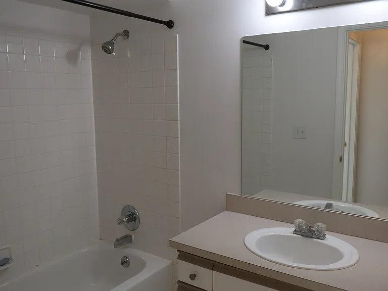 44944 Marigold Dr — Photo 31