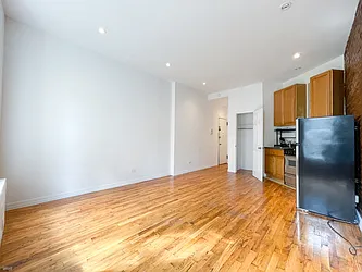 Rented by Kahen Properties