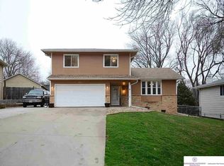 14718 Madison Cir, Omaha, NE 68137
