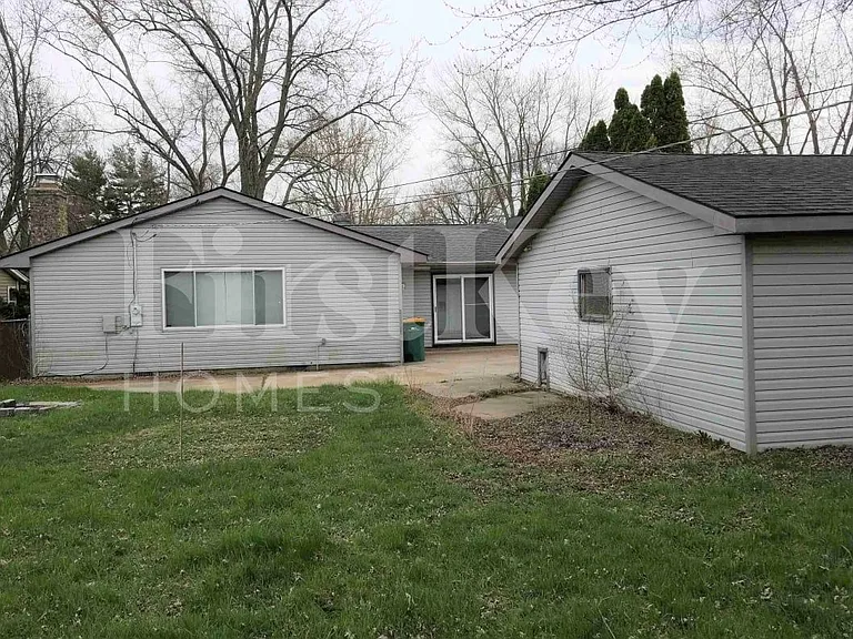 18642 W Karen Ln — Photo 13