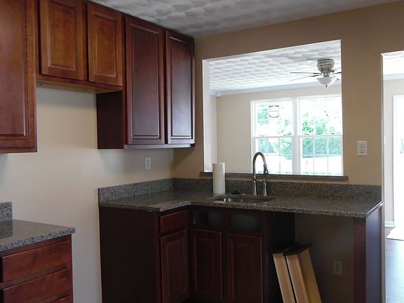 5th image of 110 Byers Ave