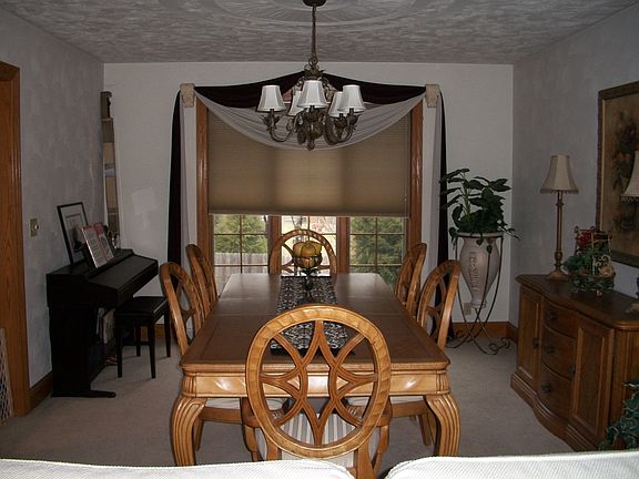 4th image of 209 Fawn Ct