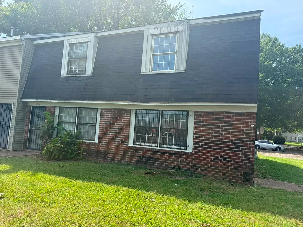 2BR Townhouse in Memphis — Photo 1