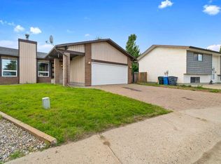 82 N Ross Haven Ct SE, Medicine Hat, AB T1B2Y8