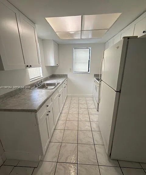 2131 NW 26th Ave — Photo 5