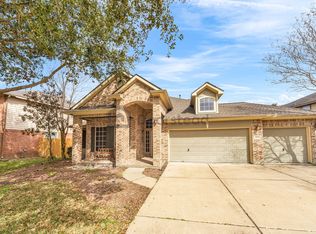 8823 High Ridge Ln, Rosenberg, TX 77469